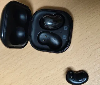 Auriculares Samsung Galaxy Buds Live Negros