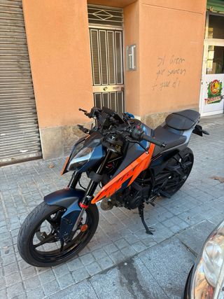 KTM DUKE 125 2024