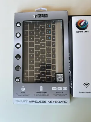 Tastiera wireless e cuffie Bluetooth