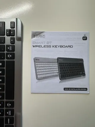 Tastiera wireless e cuffie Bluetooth