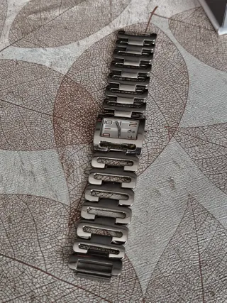 Reloj Lotus Mujer Cromado Acero Inoxidable