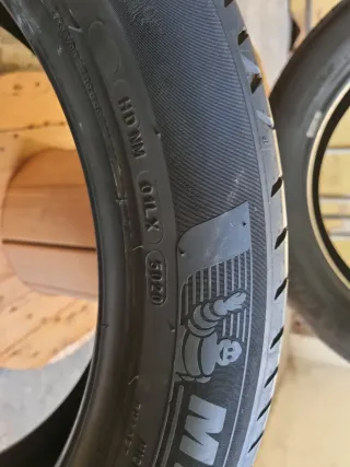 Vendo 2 Neumáticos en perfecto estado