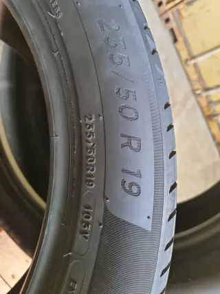 Vendo 2 Neumáticos en perfecto estado