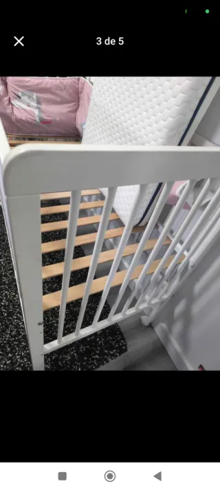 Cuna y colchón como nuevo