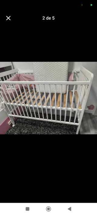 Cuna y colchón como nuevo