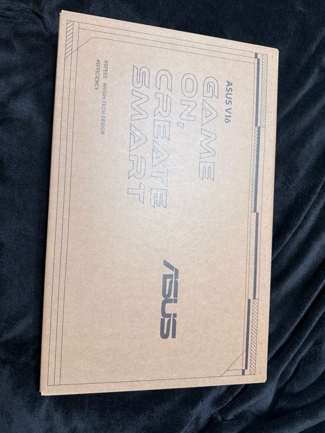 Portátil Gamer ASUS V16