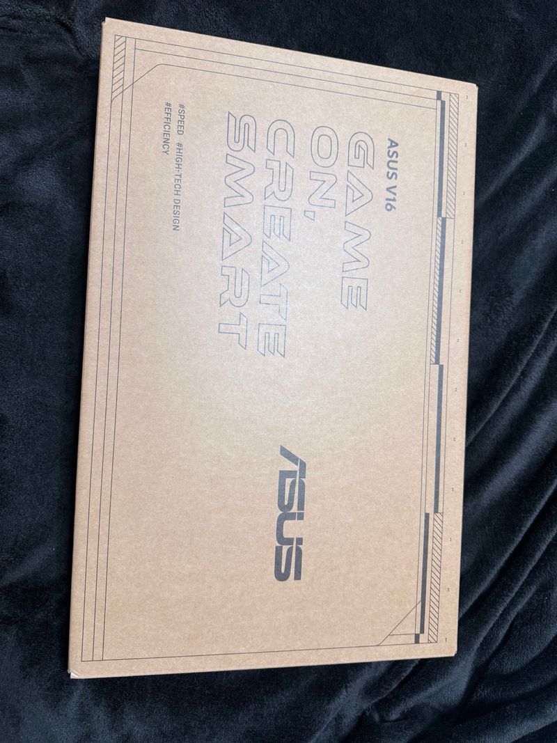 Portátil Gamer ASUS V16