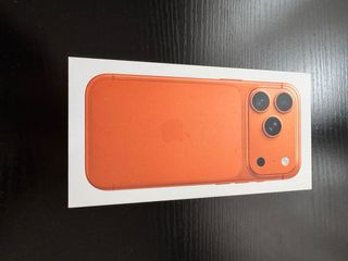 Caja iPhone 15 Pro 512 GB