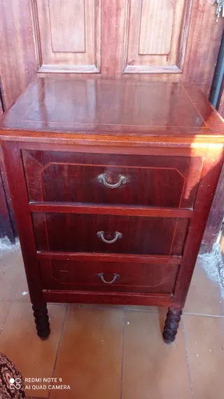 Costurero antiguo madera 3 cajones.
