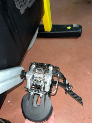 Bicicleta Indoor Technogym Amarilla