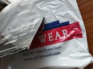 Vinilo de N.W.A. Greatest Hits. Contiene The World