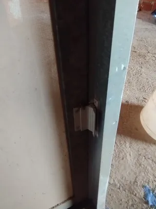 Ventana corredera galvanizada