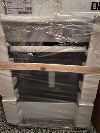 Cocina gas butano 4 fuegos horno