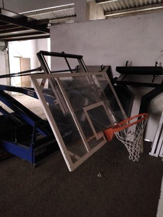 Canastas de baloncesto grandes