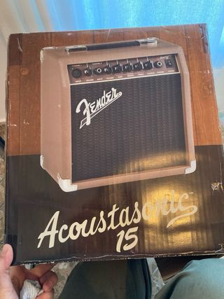 Amplificador Fender Acoustasonic 15