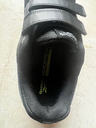 Zapatillas Reebok Velcro Negras