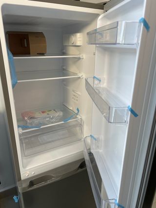 Frigorífico Inox 173L 152x45cm Clase E