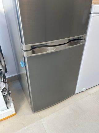 Frigorífico Inox 173L 152x45cm Clase E