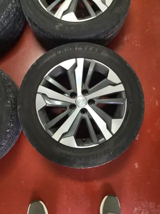 Llantas Peugeot GT LINE 17 + neumático