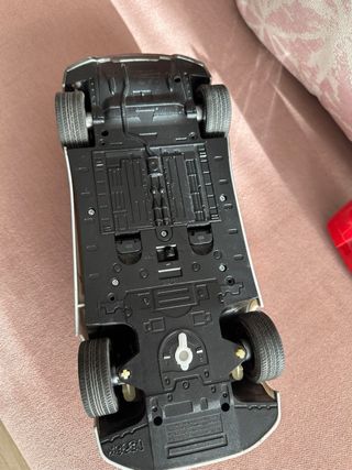 Coche teledirigido Nissan Blanco