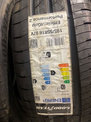 2 Neumáticos Goodyear EfficientGrip Performance 2