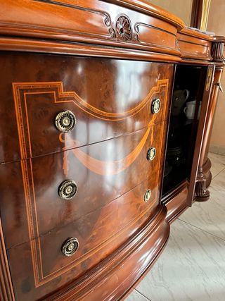 Aparador antiguo madera y cristal