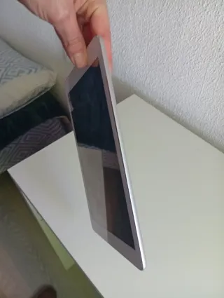 iPad Air 32GB Wifi+Celular Plata+Funda