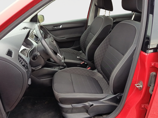 Fabia - DESDE 200€/MES ¡SIN PAGAR ENTRADA!