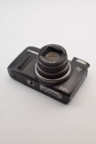 Cámara digital Canon PowerShot SX240 HS – 12,1 MP