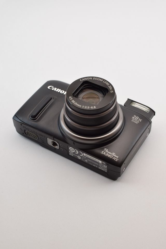 Cámara digital Canon PowerShot SX240 HS – 12,1 MP