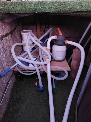 Se vende piscina desmontable redonda.