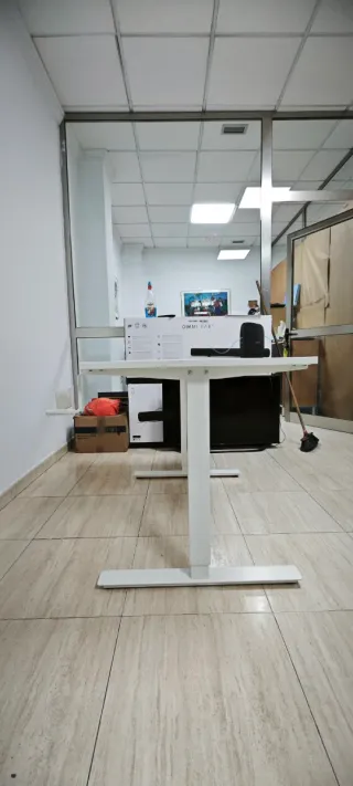 Mesa elevable IKEA TROTTEN