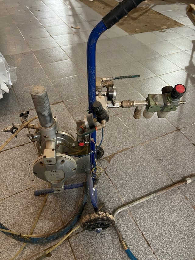 Equipo encolado tapicería