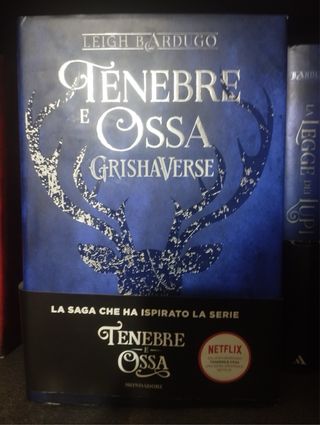 libri tenebre e ossa