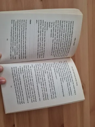 Libro en inglés "life and soul of the party"