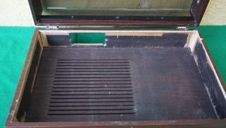 Caja para decoración y alfombrilla tocadiscos leer