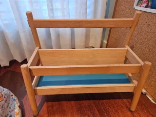 Expositor libros infantil IKEA Flisat madera