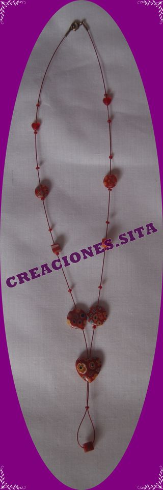 Collares de abalorios.