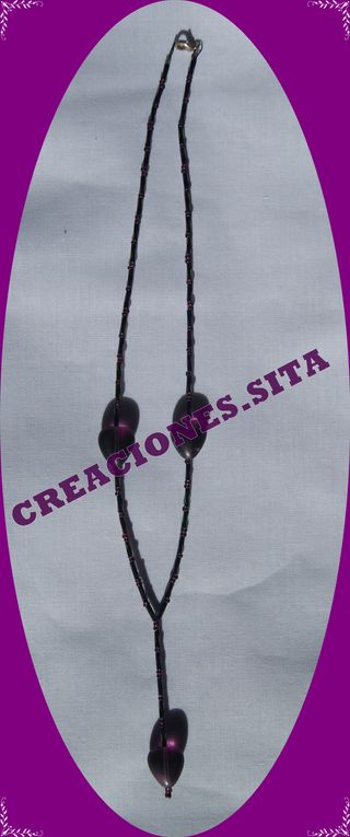 Collares de abalorios.