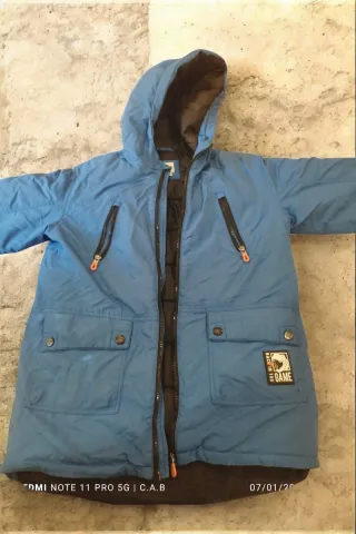 Chaquetón niño azul con capucha talla 13