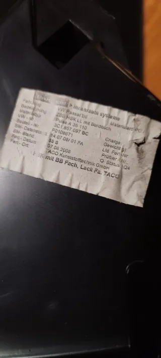 Guantera Derecha VW Passat B6