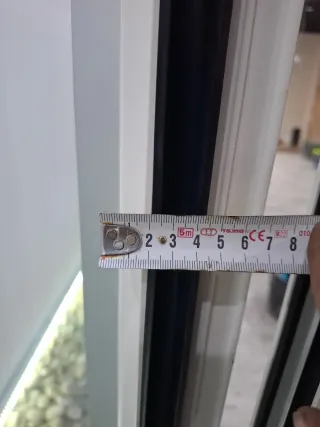 Balconera aluminio blanca