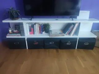 Estanterías blancas, mueble de almacenaje