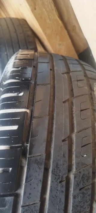 Llantas 16" Volkswagen Touran con cubierta