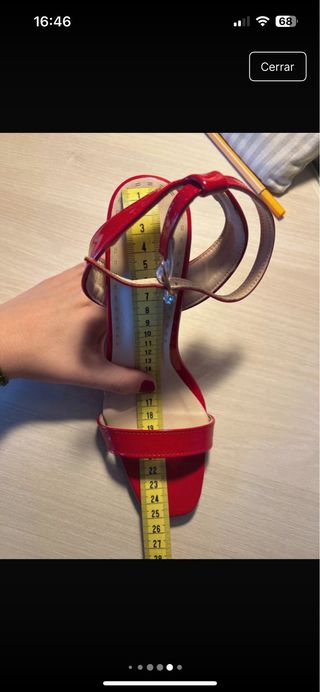 Tacones Rojos Brillantes