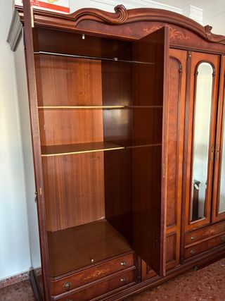 Dormitorio de matrimonio madera y cristal