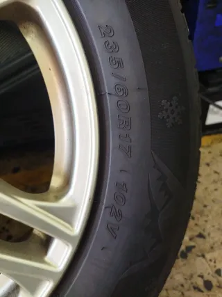 4 Llantas Mercedes + Neumáticos de invierno