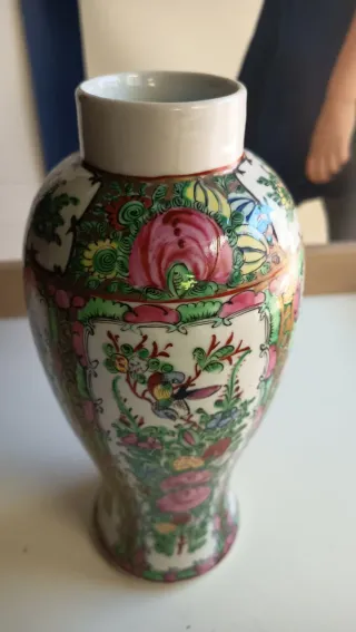 Pote de Porcelana Multicolor Made in Macau