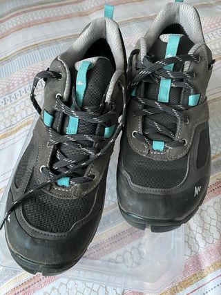 Zapatillas montaña mujer grises