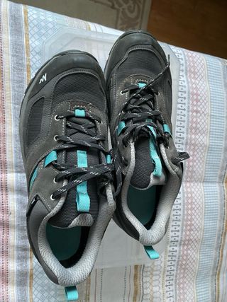 Zapatillas montaña mujer grises